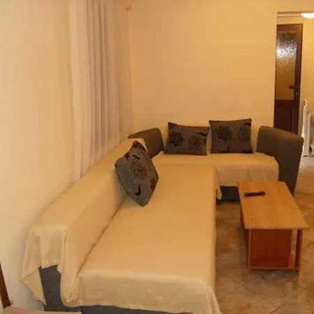 Апартаменты In Pula/istrien 36089 *